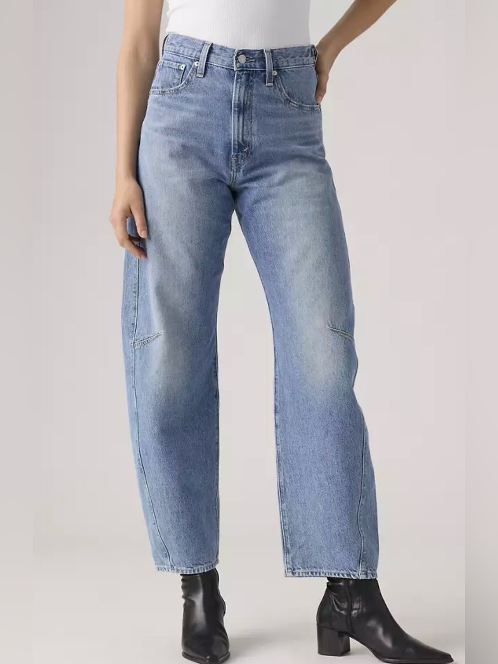 Levi’s Cinch Barrel Jeans
